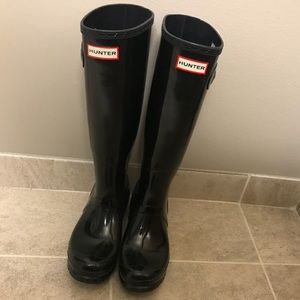 Hunter rain boots black